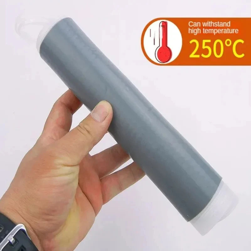 Heat resistant cover for frying pan handle protection